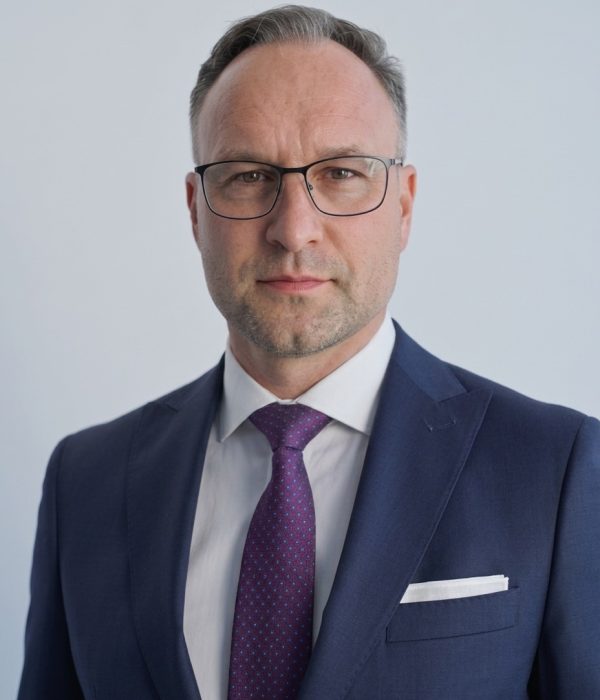 Adamek